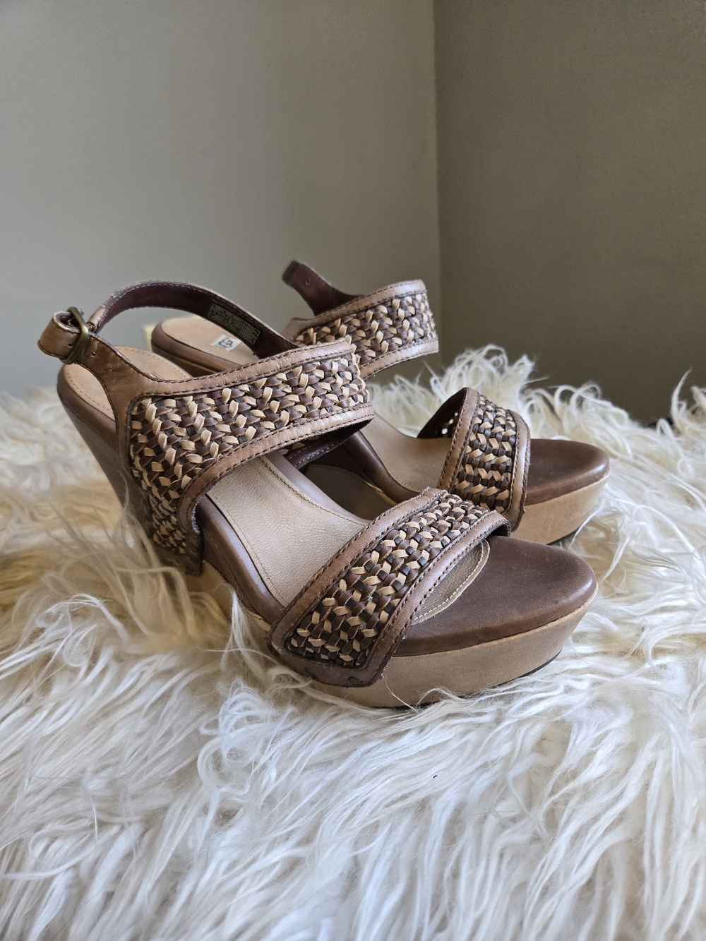 UGG Woven Strap Brown Platform Sandals - Women's